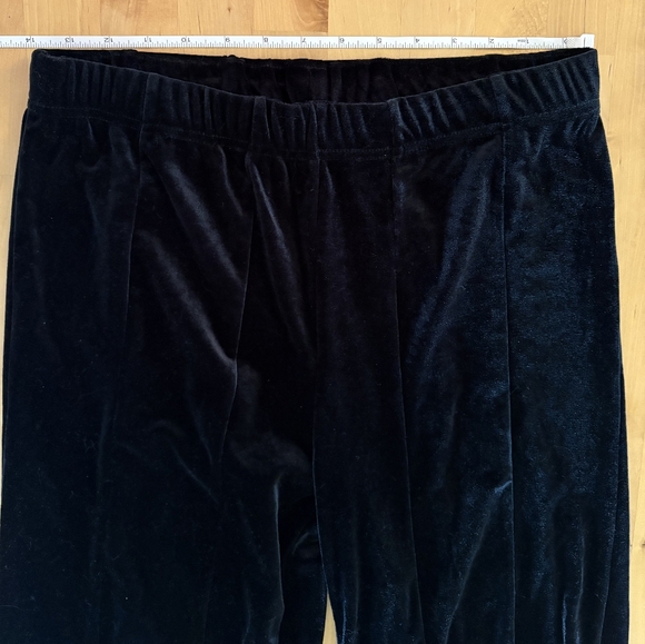 Umgee Women Flare Pants Velvet Black Size Large - Picture 7 of 7